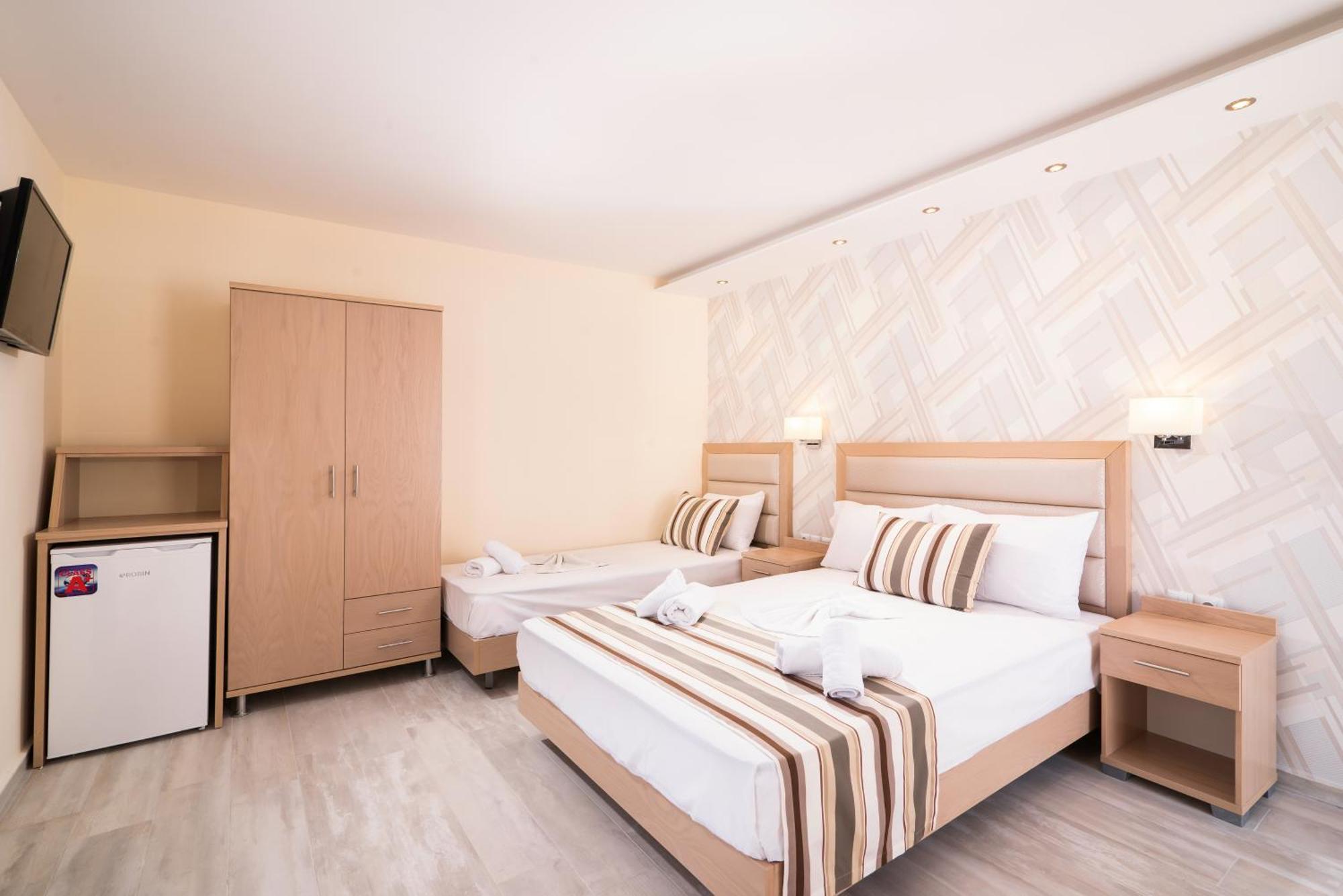 Star Bay Luxury Lejlighedshotel Limenaria  Værelse billede